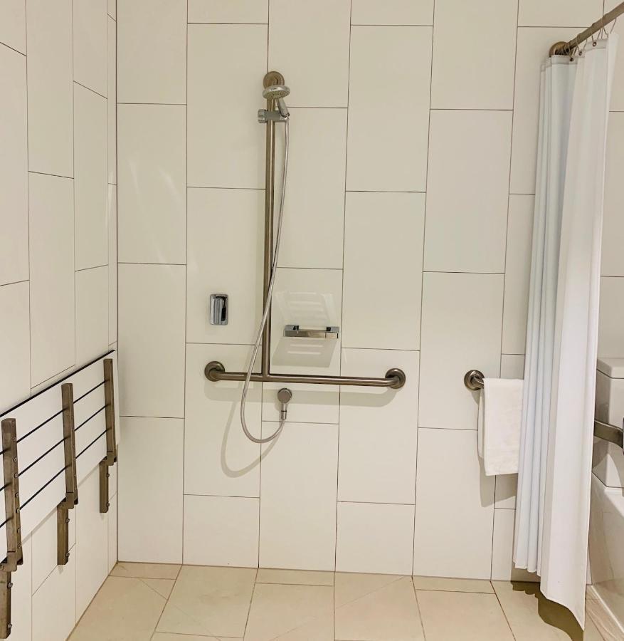 Quest Burwood East Aparthotel Екстериор снимка