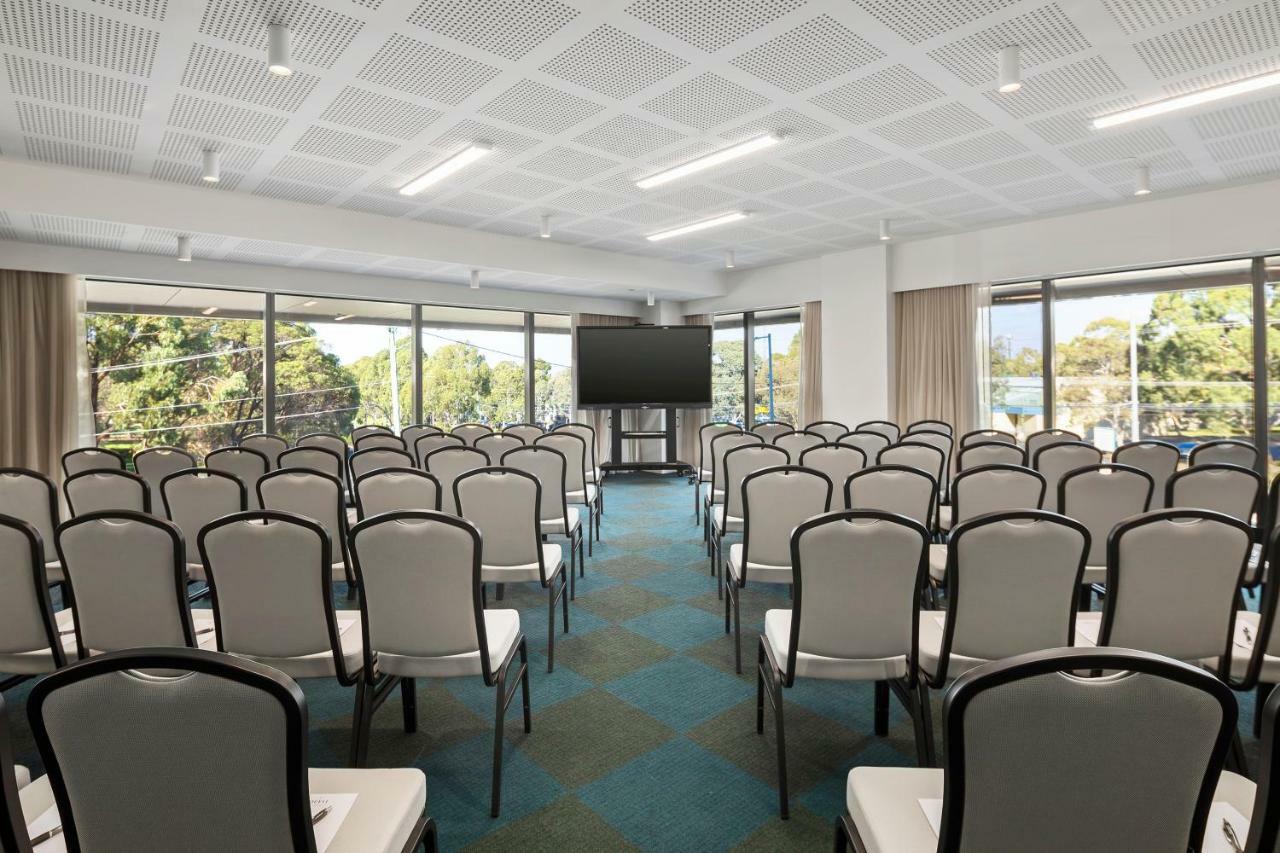 Quest Burwood East Aparthotel Екстериор снимка