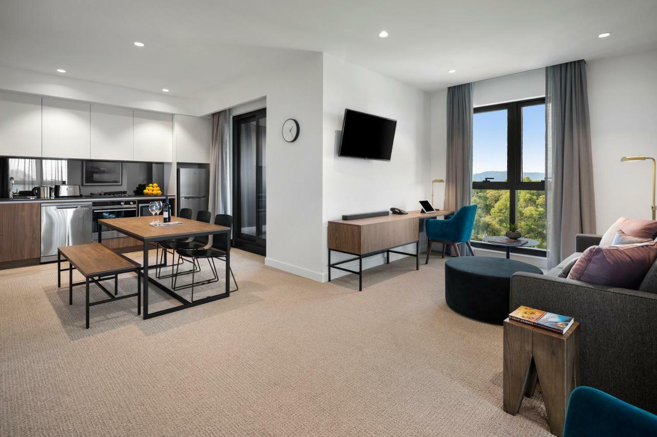 Quest Burwood East Aparthotel Екстериор снимка