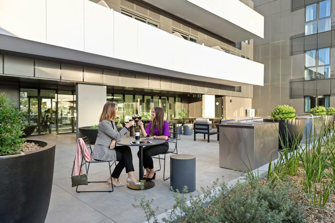 Quest Burwood East Aparthotel Екстериор снимка