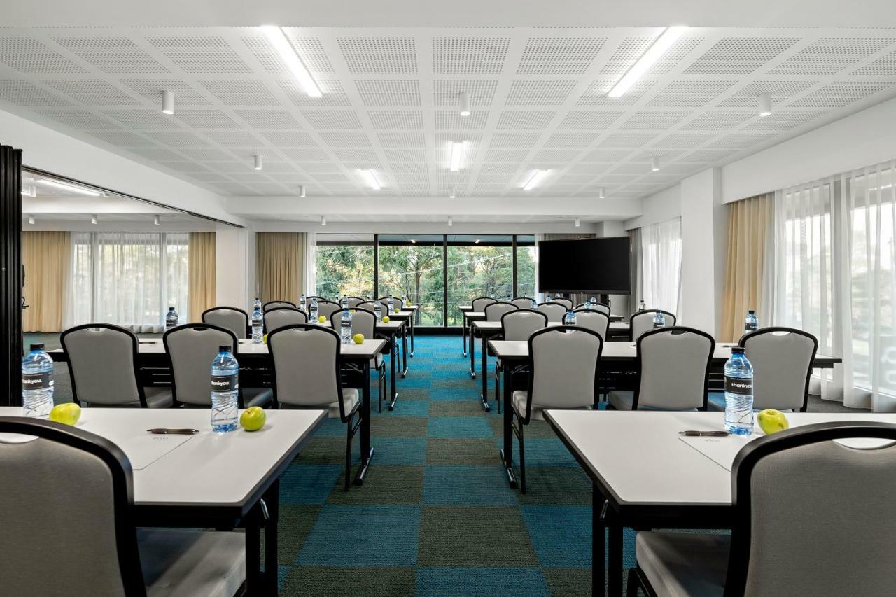 Quest Burwood East Aparthotel Екстериор снимка